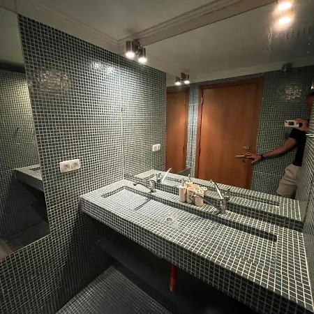 Amazigh & Dorm With Share Kitchen *