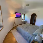 Amazigh & Dorm With Share Kitchen