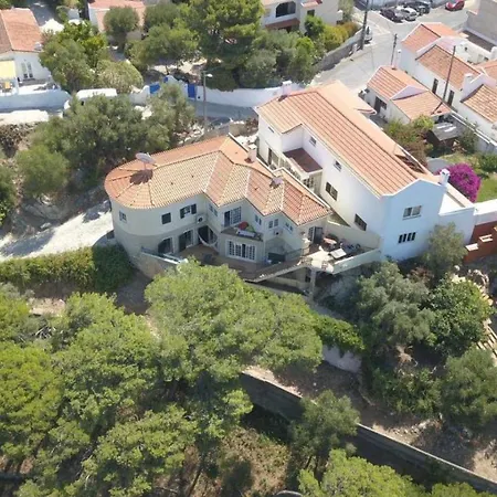 Amazigh & Dorm With Share Kitchen * Cascais