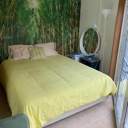 Amazigh & Dorm With Share Kitchen Vandrarhem Cascais