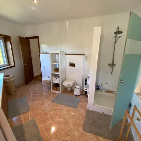 Amazigh & Dorm With Share Kitchen * Cascais