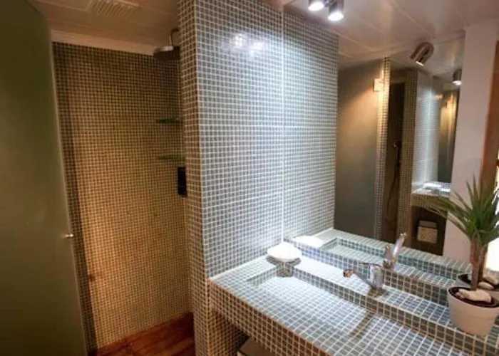 Amazigh & Dorm With Share Kitchen Vandrerhjem *